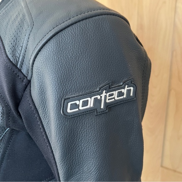 Cortech jacket size small - Picture 9 of 16